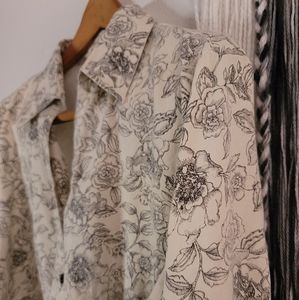 Van Huesen Floral Shirt